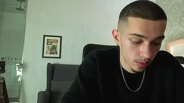 XXX chat uživo modela KaydenDrew