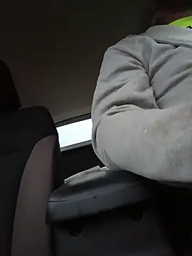ThisGuy42on Live XXX chat