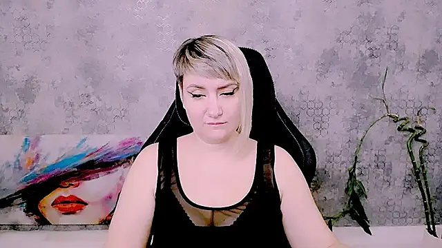 Djullia's Live XXX Chat