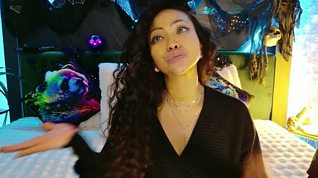 ElyaQuinn's Live XXX Chat
