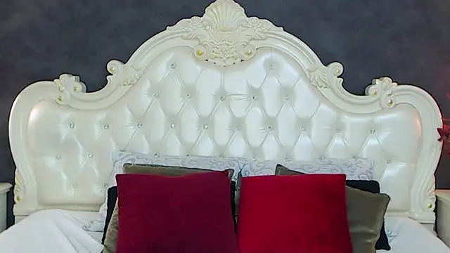 دردشة HardCrystal الجنسية المباشرة