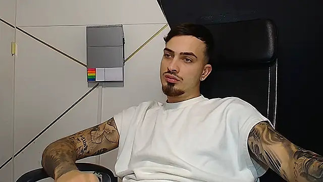 BrandonTate Chat XXX live