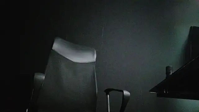 Онлайн чат XXX FelixStarkk