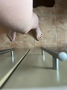 JuicyGamess élő XXX-chatje