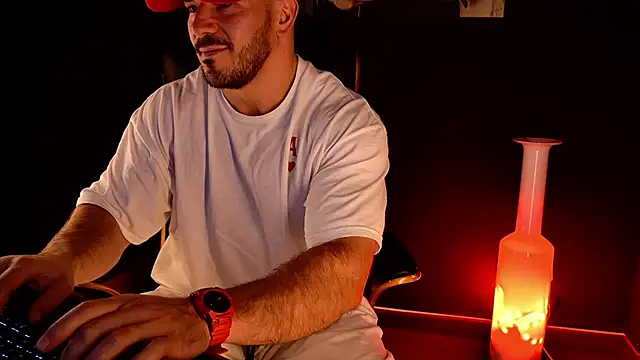 XXX chat uživo modela AngeloEric