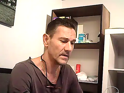 دردشة mastercharisma35 الجنسية المباشرة
