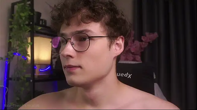 Nico_Theo Chat XXX live