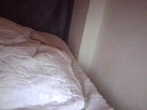 Newbird69 live XXX chat