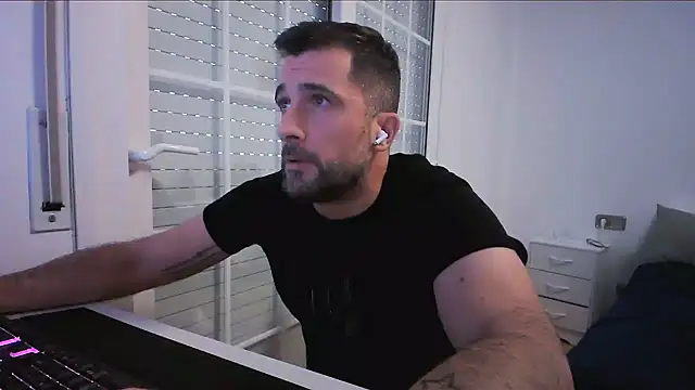 alex877x's Live XXX Chat