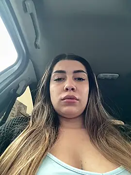 OfficeCouplee Adlı Modelin Canlı XXX Sohbeti
