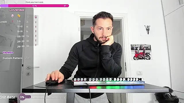 ZackFraser Chat XXX live
