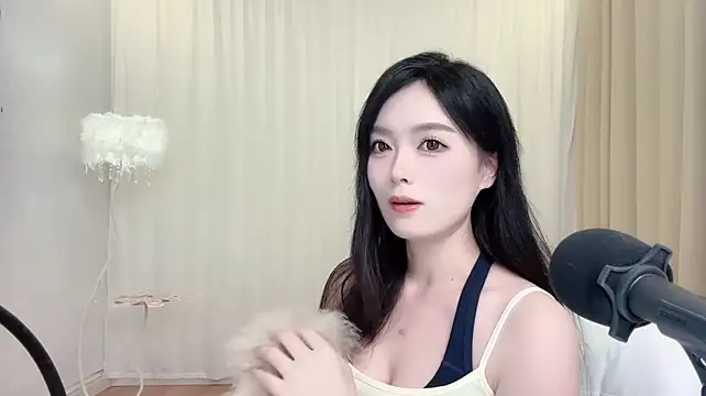 LiLy0608 라이브 XXX 채팅