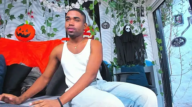 Živý XXX chat AidenRoss_