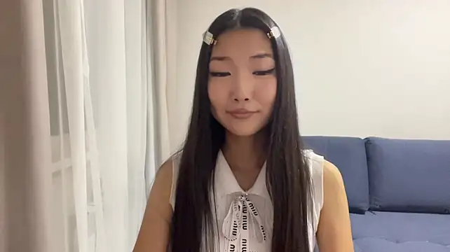 Chat +18 de EvitaPasquel ao vivo