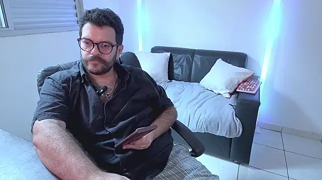 XXX chat uživo modela BadDaddyBrasil