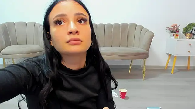 MeganJade's Live XXX Chat