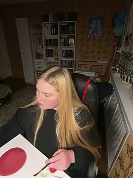 Mira_Lunar 라이브 XXX 채팅