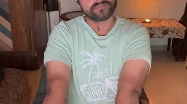 Chat XXX Live Mr_Ajnabee