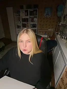 Mira_Lunar's Live XXX Chat
