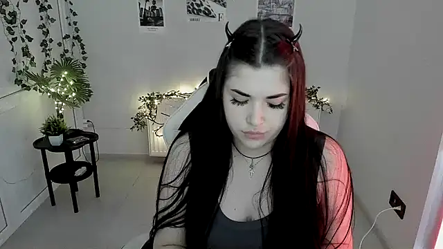TinsleyPeach Chat XXX live