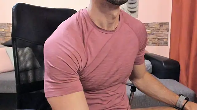 XXX chat uživo modela HotHunkTrainer