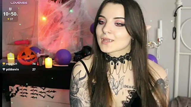 Czat XXX na żywo – Marceline13