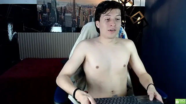 Marcoviolet's Live XXX Chat