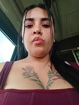 MAYE__13's Live XXX Chat