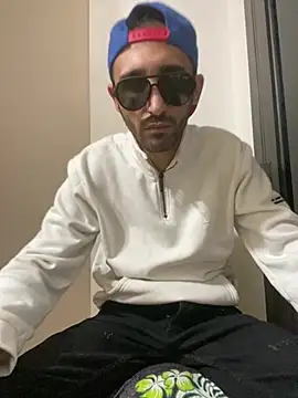 hakilka2 Adlı Modelin Canlı XXX Sohbeti
