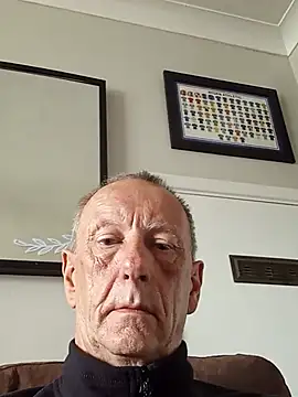 Онлайн чат XXX degsyjohn