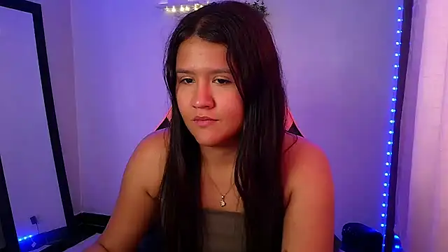 Oliviawatson1のライブXXXチャット
