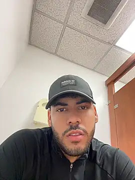 Chat XXX ao vivo de Karimfucku