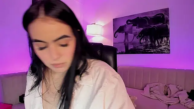 camilaa7 Adlı Modelin Canlı XXX Sohbeti