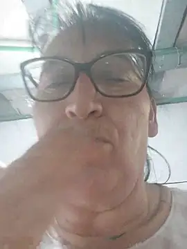 clarita_01 라이브 XXX 채팅