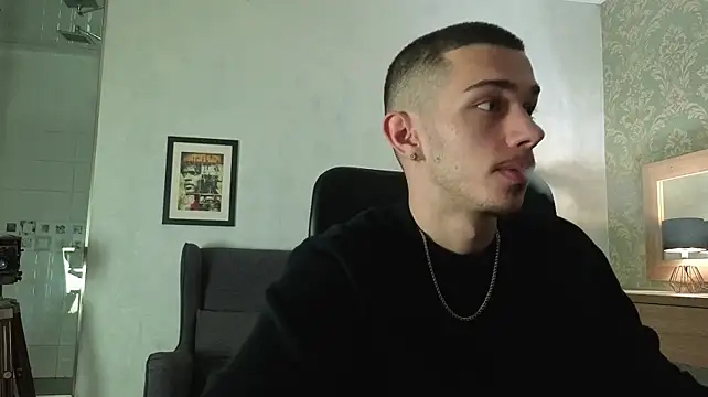 צ'אט XXX בשידור חי של KaydenDrew
