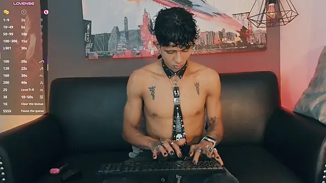 Maximoking26n Live XXX chat