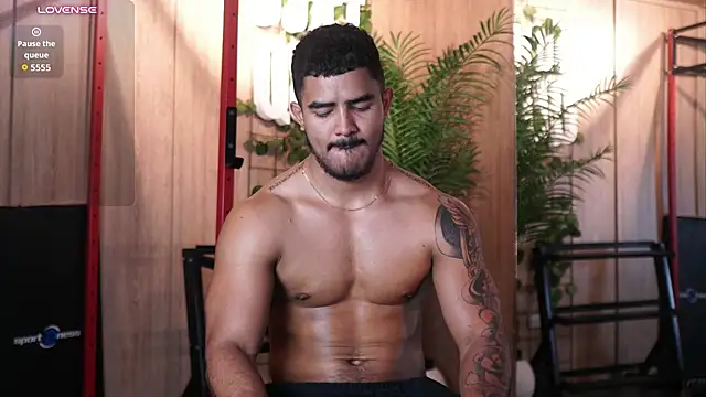 Reik_Vonn Live XXX-Chat