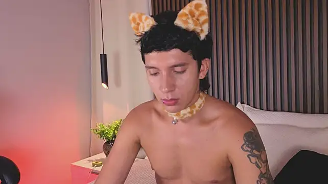 XXX chat uživo modela JacoboSwam