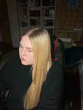 Mira_Lunar's Live XXX Chat