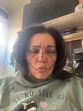 Chat +18 de Sahara_Mk ao vivo