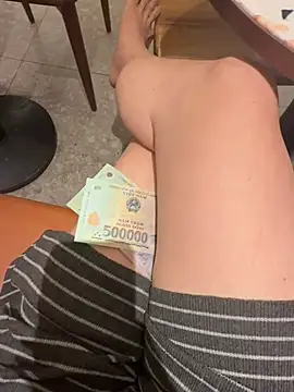 Meii-meyy Adlı Modelin Canlı XXX Sohbeti