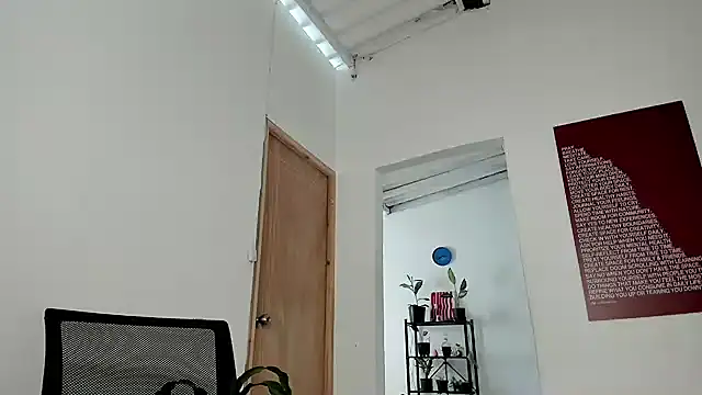 karenarango's Live XXX Chat