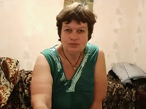 Emelii Live XXX-Chat