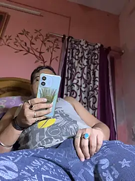 Chat XXX en directo de Saxymood1111