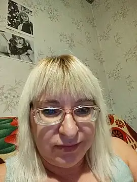 צ'אט XXX בשידור חי של Vika1111