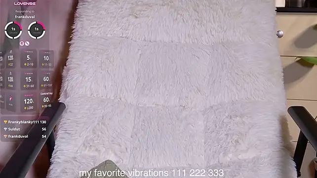 Živý XXX chat Hot_Thumbelina