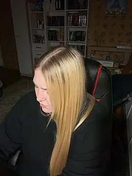 Živý XXX chat Mira_Lunar