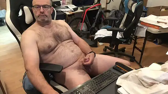 schief6218 XXX чат на живо