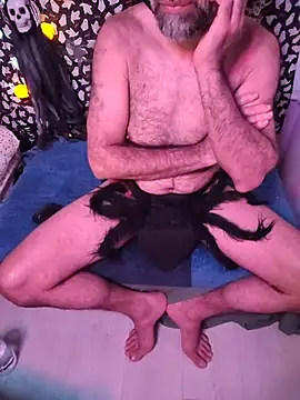 XXX chat uživo modela Hotdaddy4all
