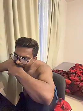 Chat XXX ao vivo de bhagihero